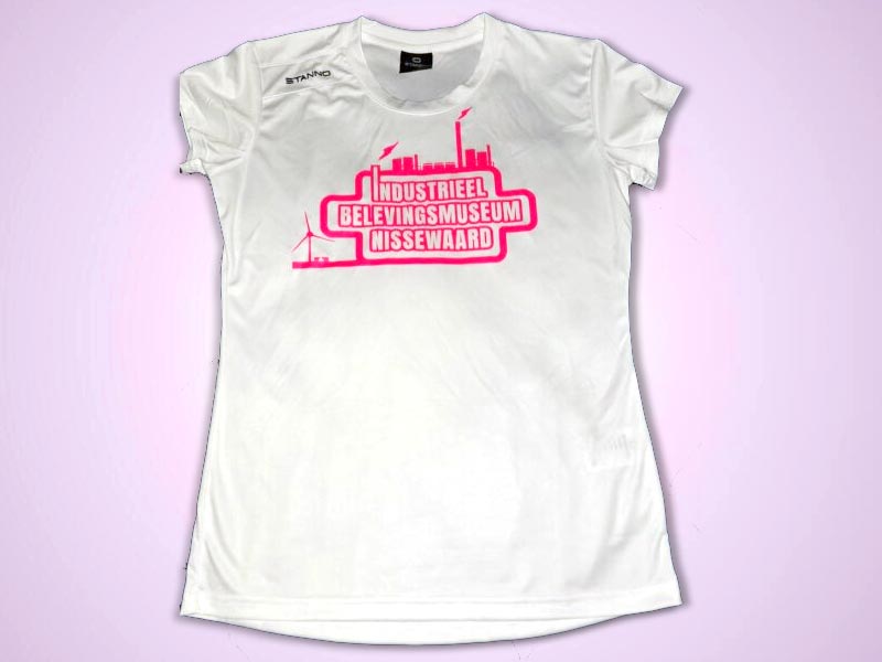Het nieuwe shirt van Chicks with Kicks